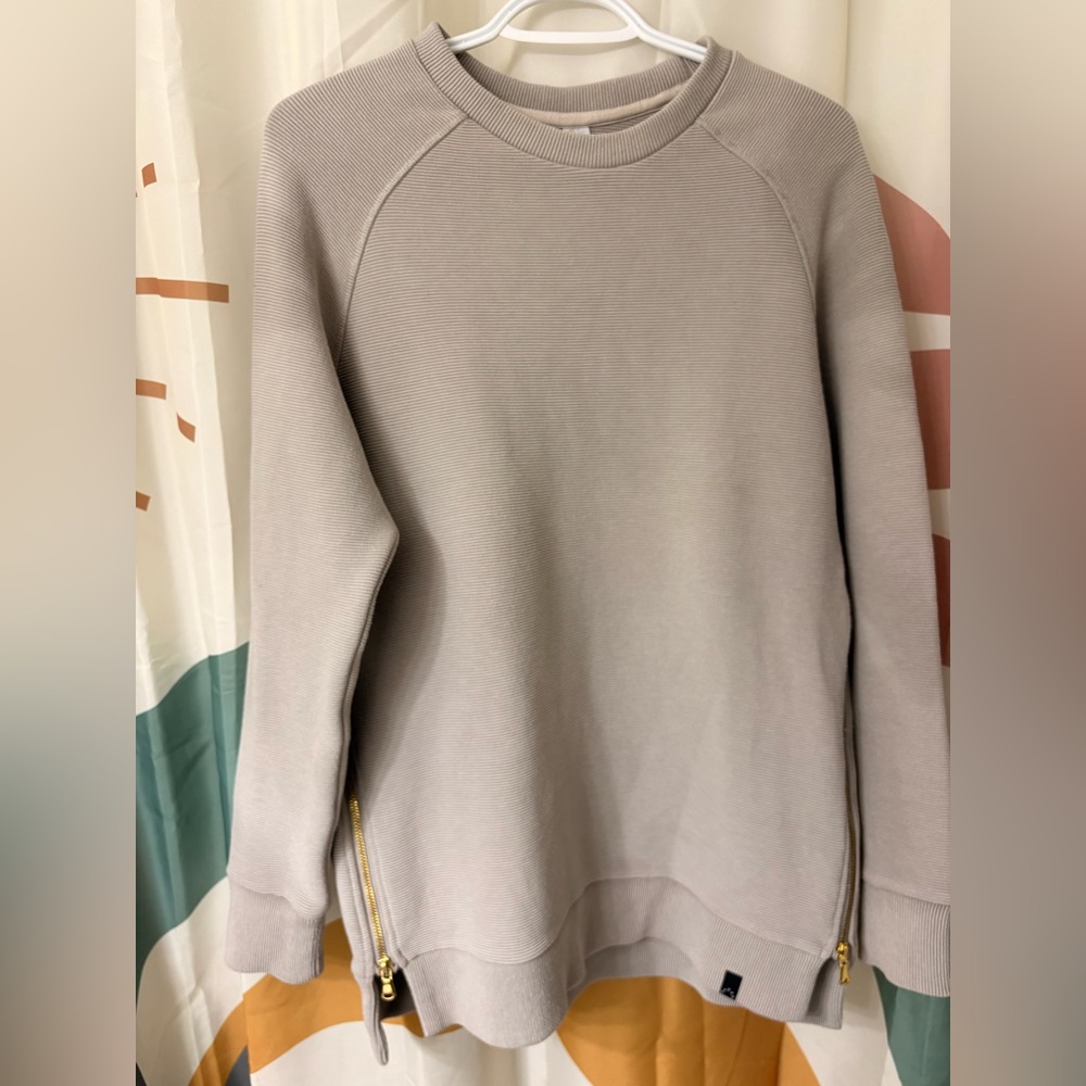 Small sweater with Side Zippers - Picture 6 of 7